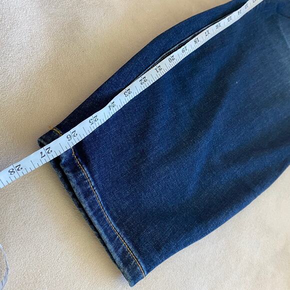 Torrid NWT Midfit Super Skinny Jean Super Soft Dark Wash Size 28 High Rise Blue - Picture 7 of 7